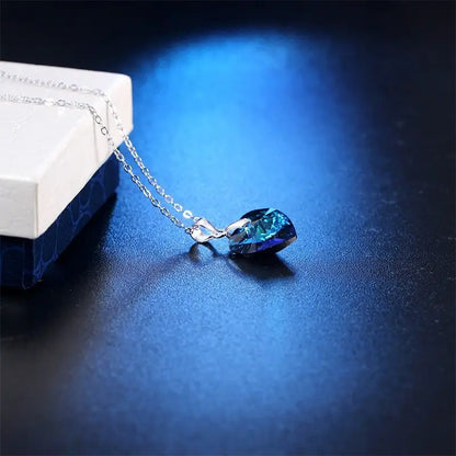 Elowen Thalira Jewelry Set