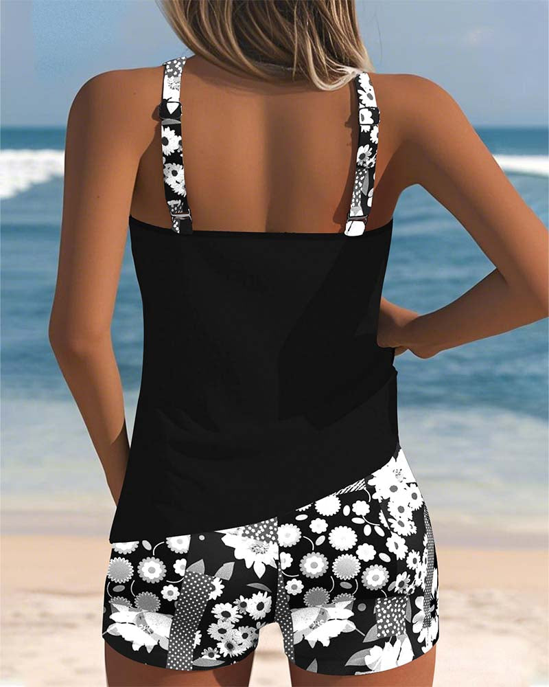 LYSE | Two-Piece Swimsuit with Floral Beach Style