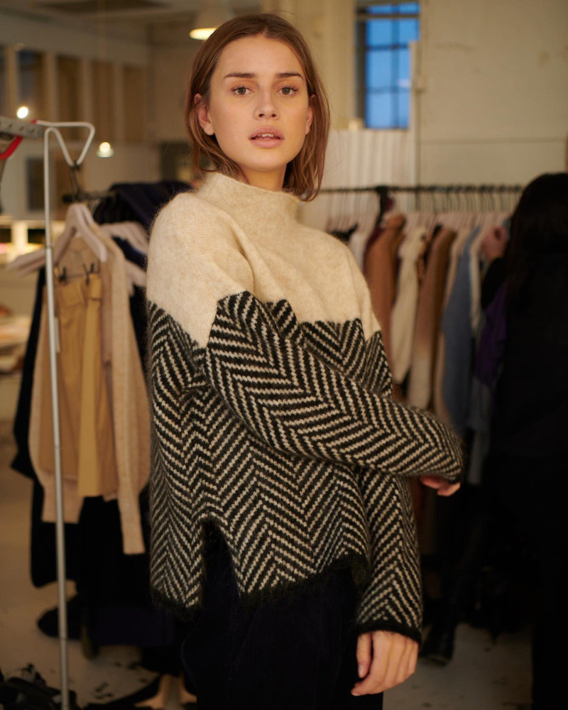 MALENE | Turtleneck Knitwear