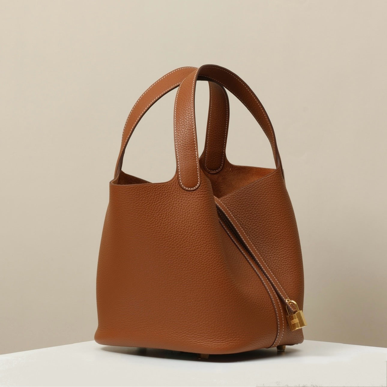 VIENNA | GOLDEN BROWN