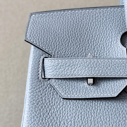 PLATINUM | LINEN BLUE