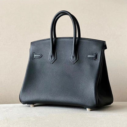 PLATINUM | ONYX BLACK
