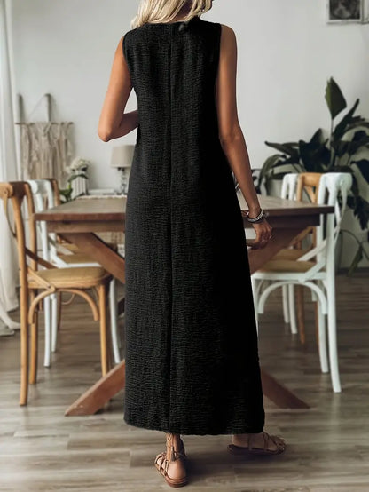 KIKI | Sleeveless Maxi Dress