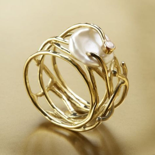 Thin Golden & Pearl Ring