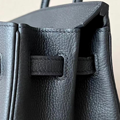 PLATINUM | ONYX BLACK