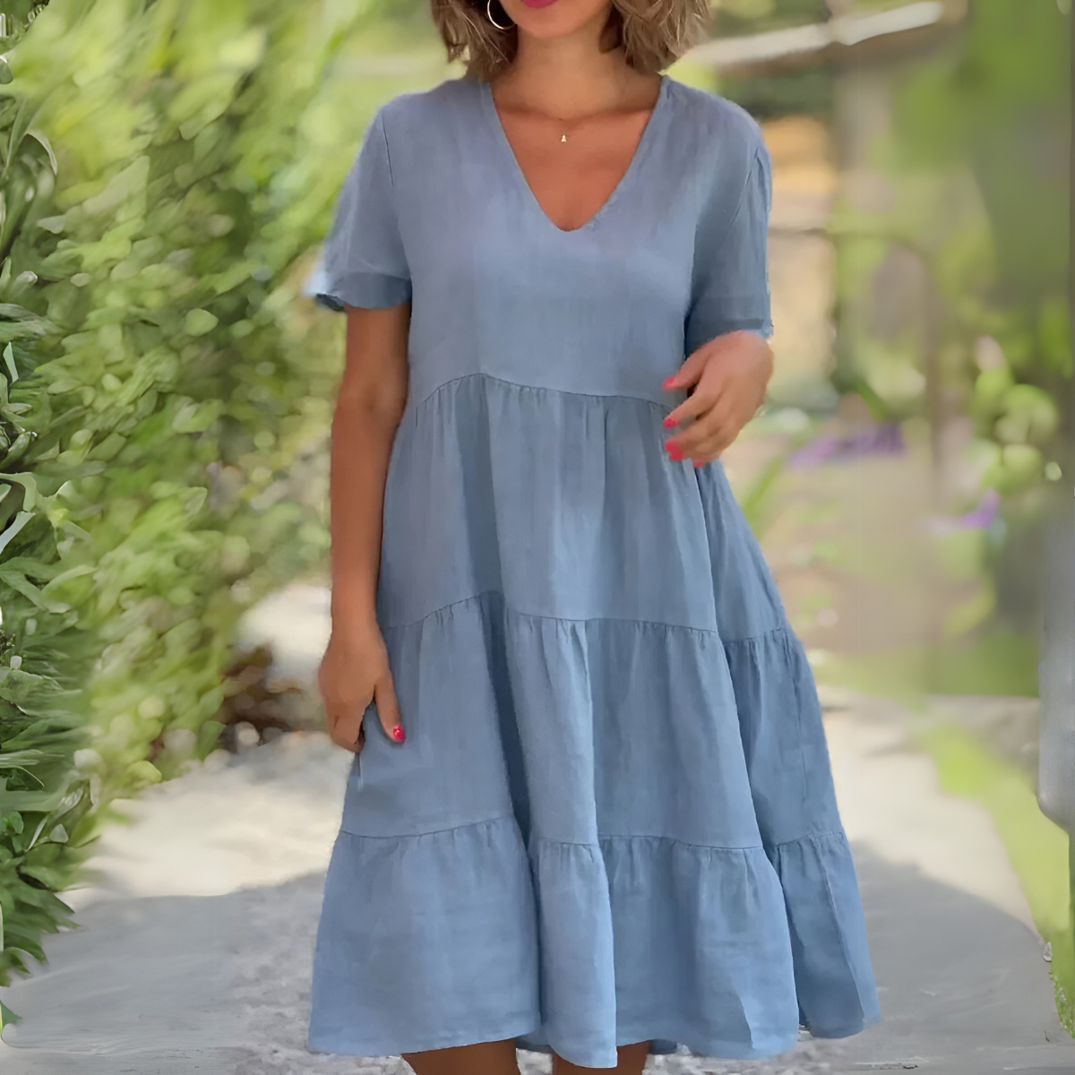 LUCE | Flowing V-neck Dress