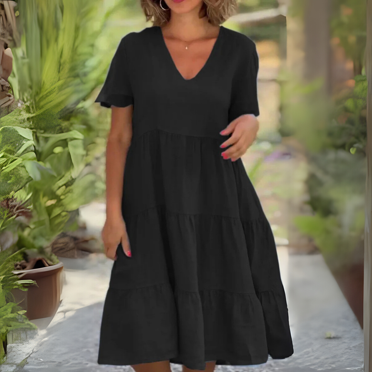 LUCE | Flowing V-neck Dress