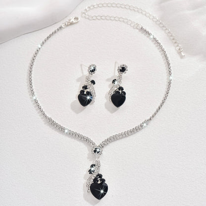 Timeless Sapphire Sparkle: Holiday Jewellery Set