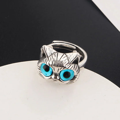 Blue-Eyed Cat Ring – Playful Vintage Silver Animal Ring for Cat Lovers