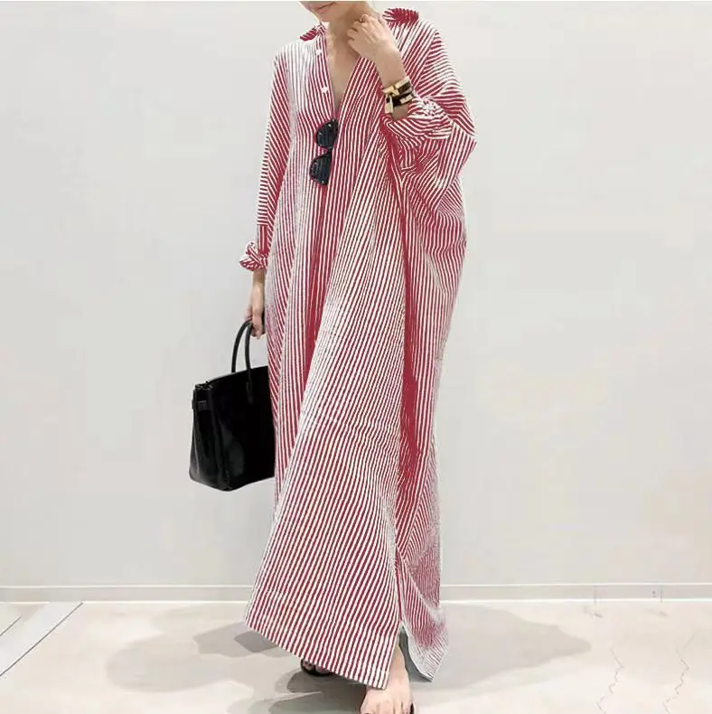 MANON | Slightly oversized shirt dress