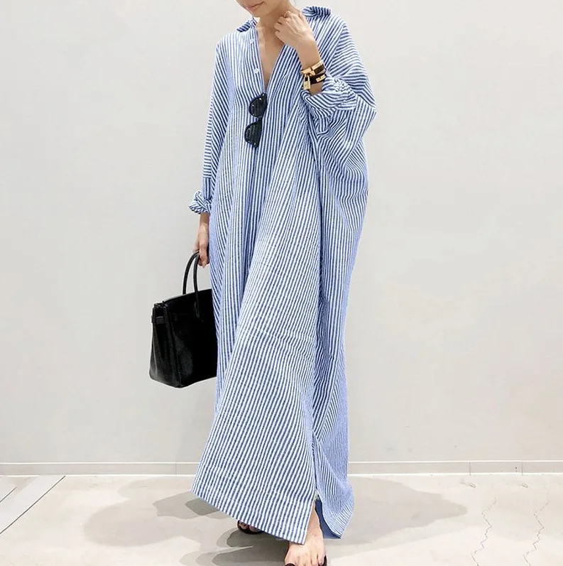 MANON | Slightly oversized shirt dress