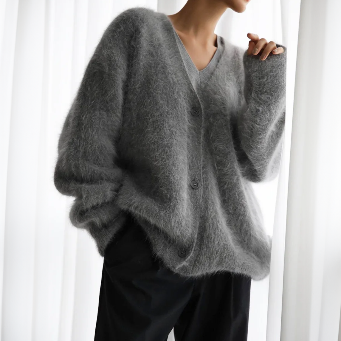 DAHLIA | Elegant Cardigan