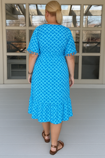 JULIETTE | Flattering V-Neck Dress