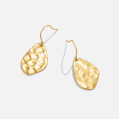 Liora Selunéve Cascade