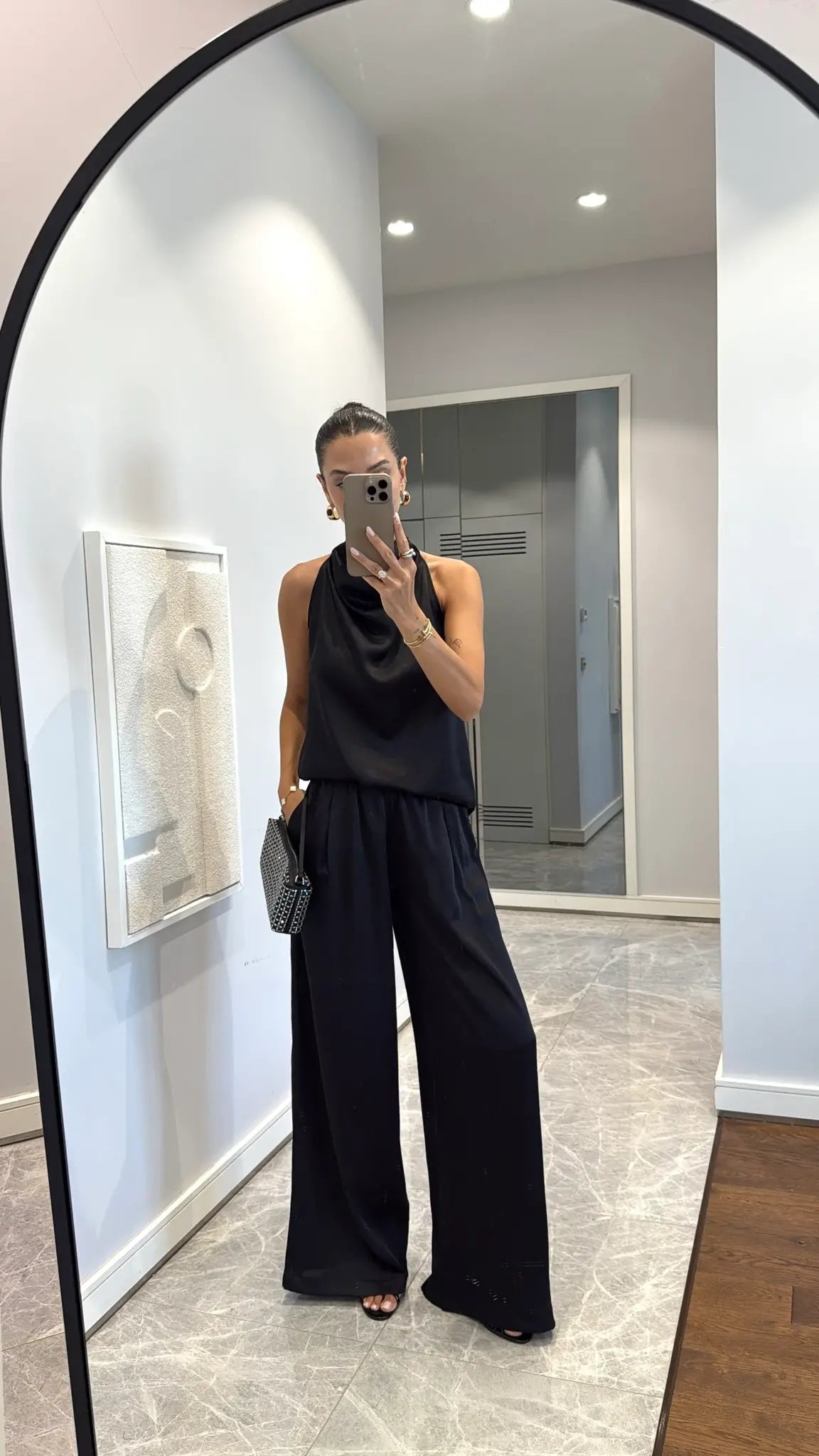 Chic Comfort: The Satin Set You’ll Live In