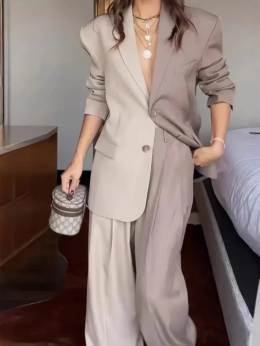 EMMA | Stylish Two-Tone Blazer Set