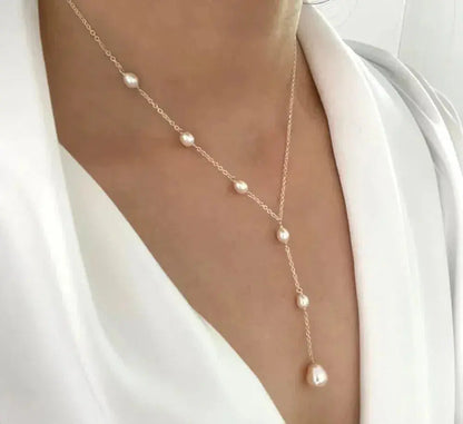 Vintage Pendant Pearl Necklace